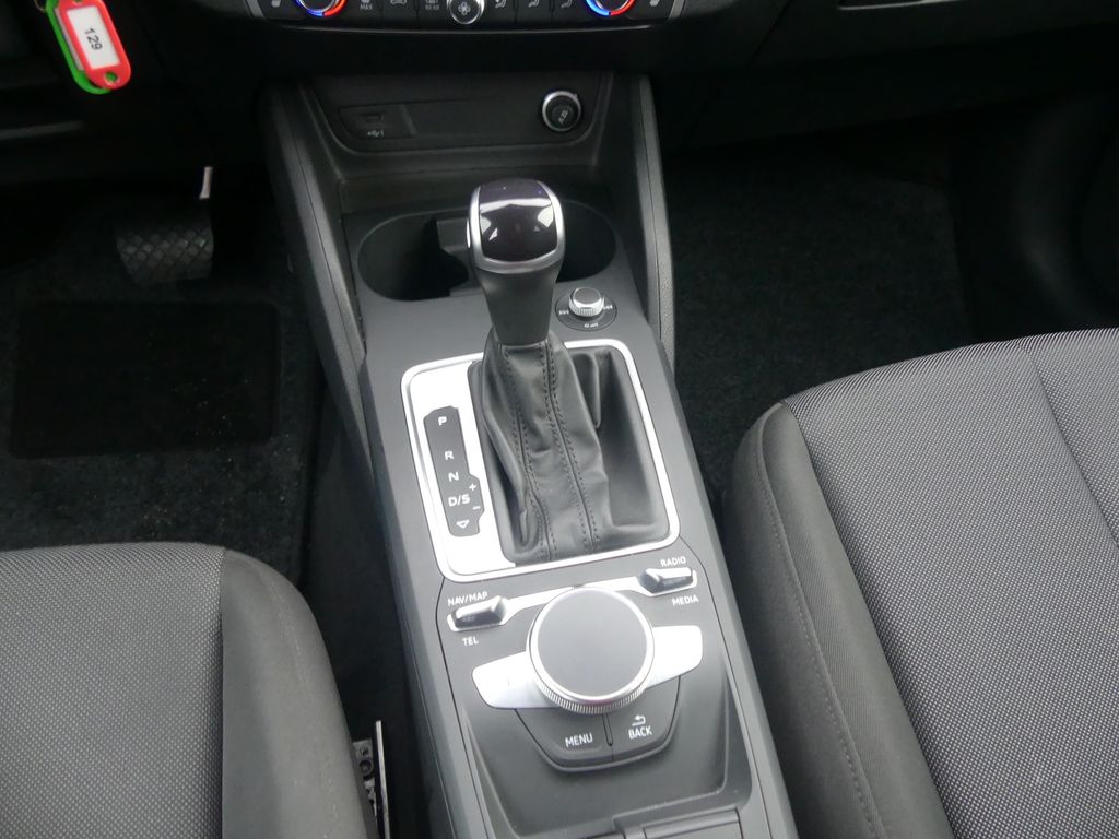 Audi Q2 2023