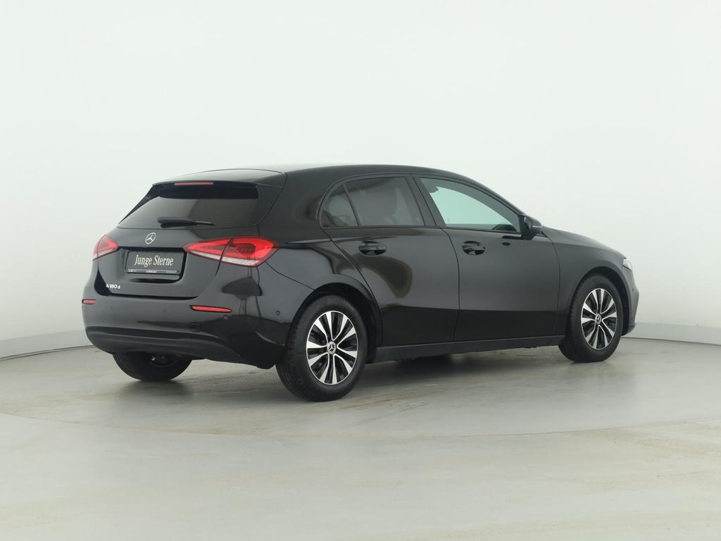 Mercedes-Benz A 180 2022