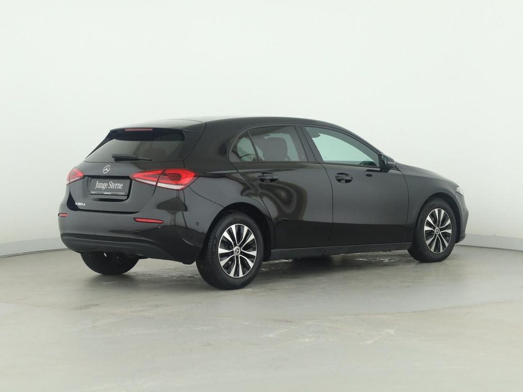 Mercedes-Benz A 180 2022