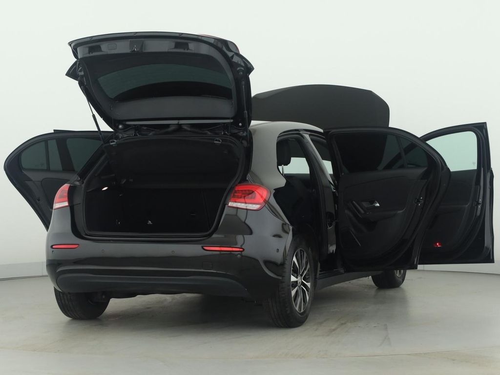 Mercedes-Benz A 180 2022
