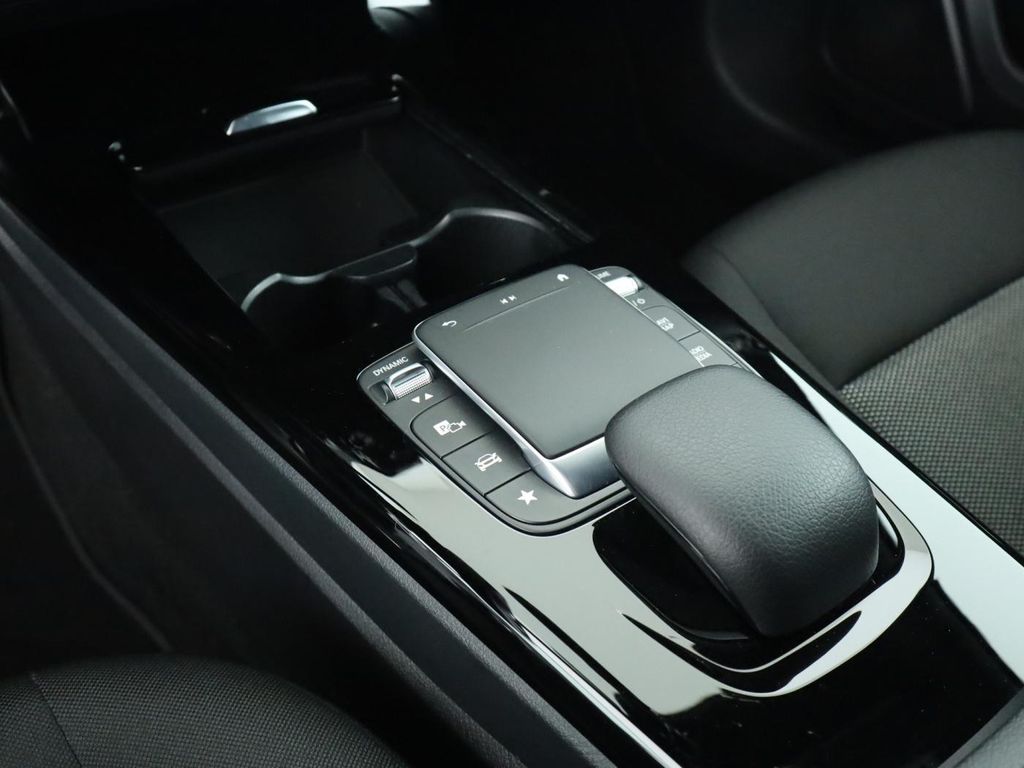 Mercedes-Benz A 180 2022