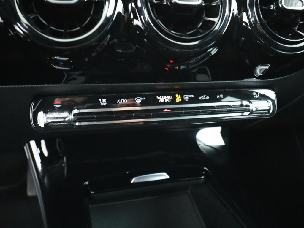 Mercedes-Benz A 180 2022