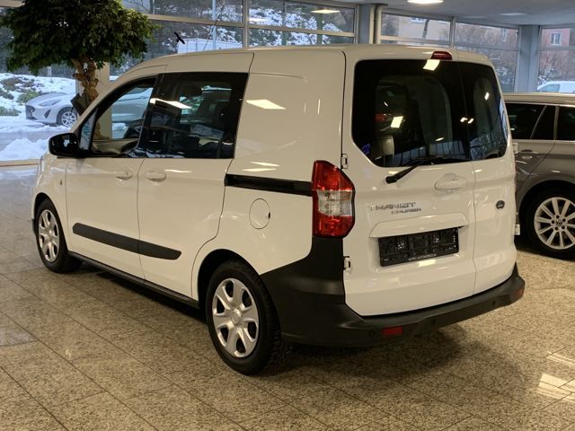 Ford Transit Courier 2020