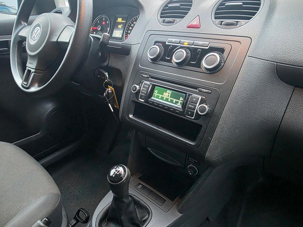 Volkswagen Caddy 2015