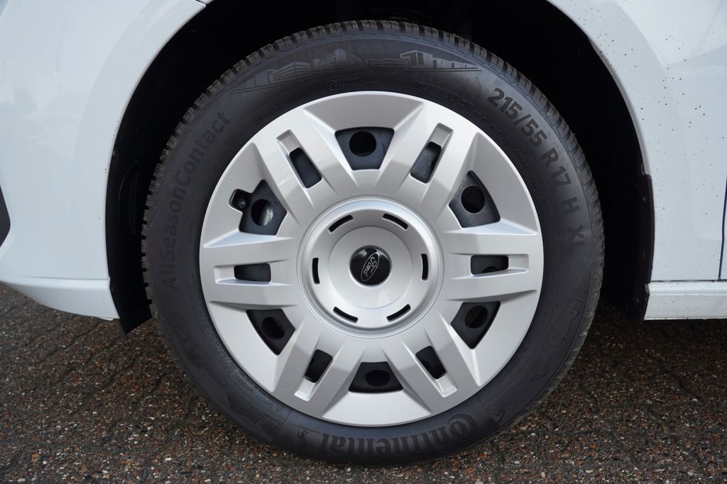 Ford Transit 2025