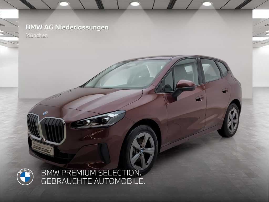 BMW 216 2025