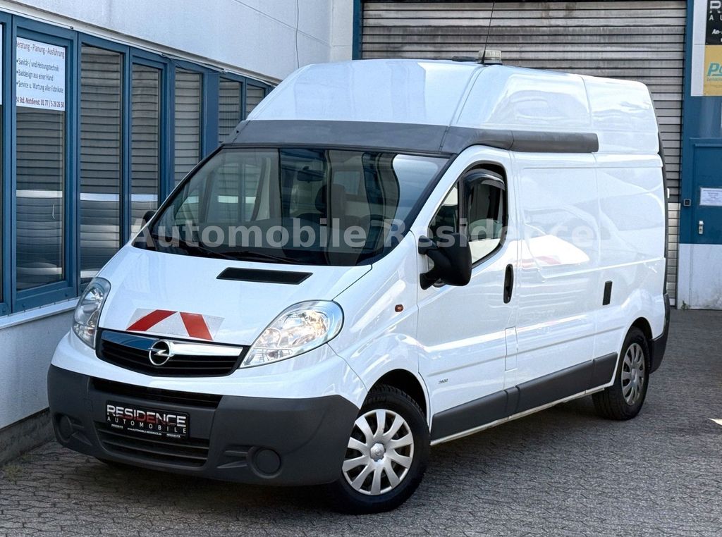 Opel Vivaro 2013