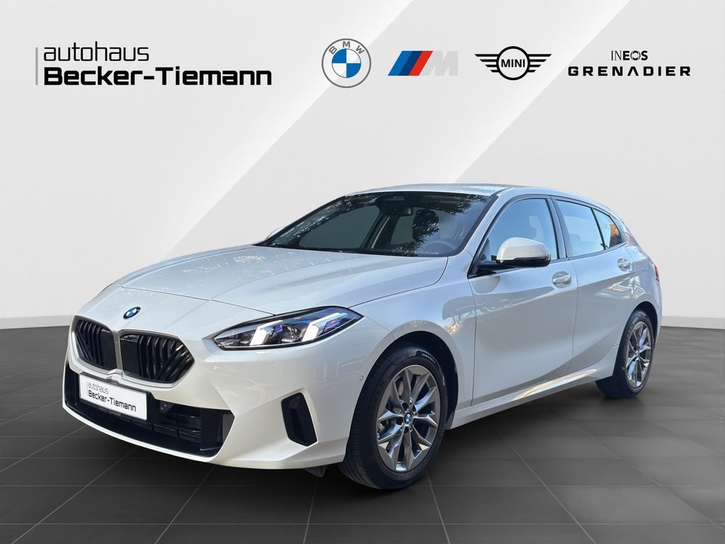 BMW 120 2025