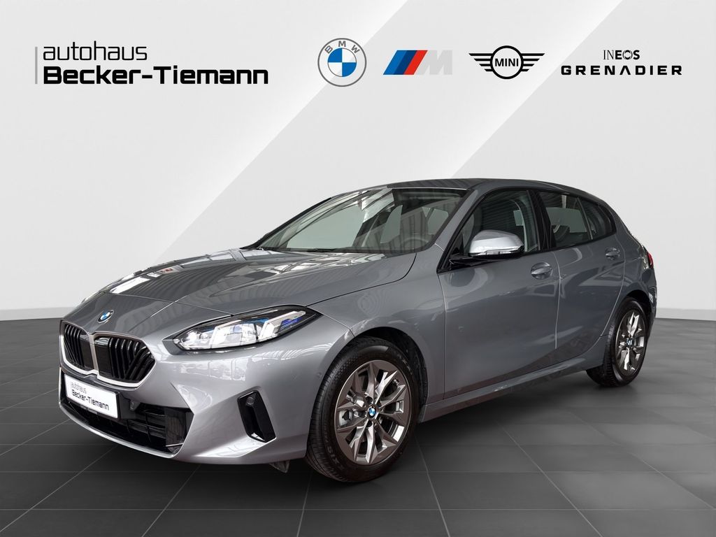 BMW 120 2025