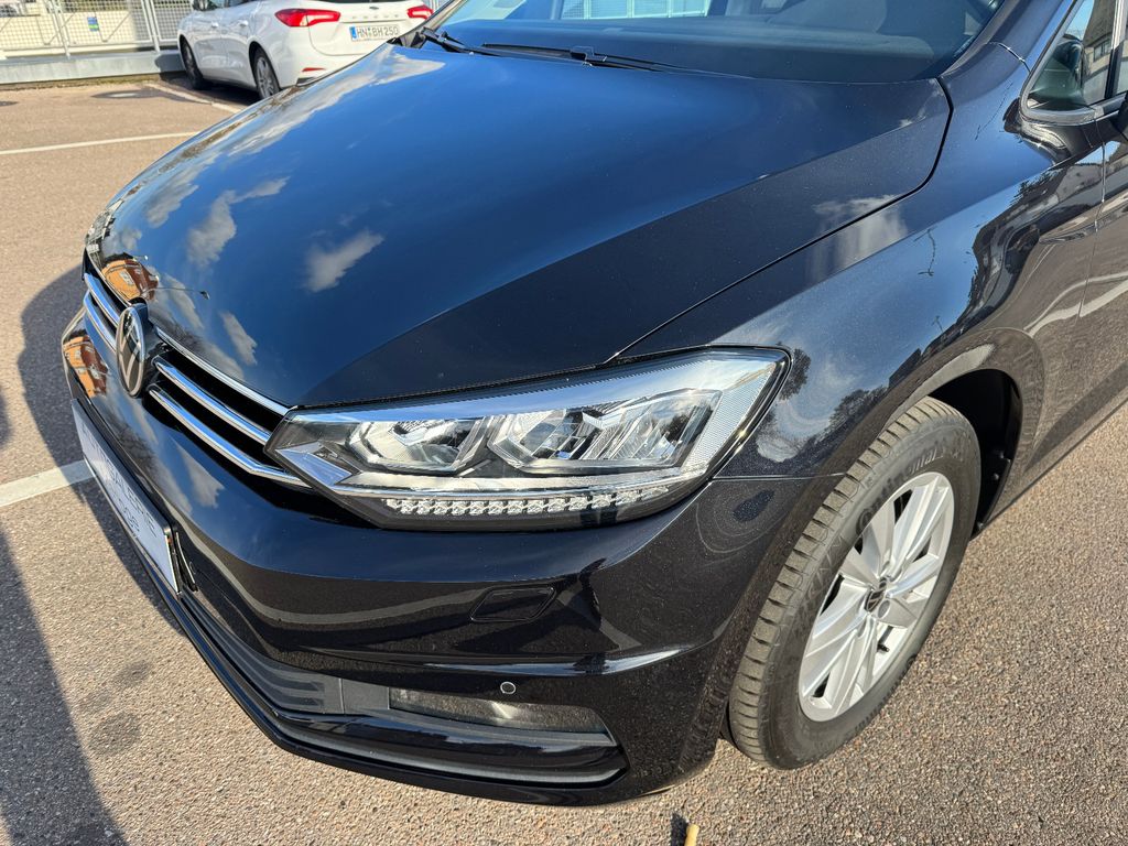 Volkswagen Touran 2023