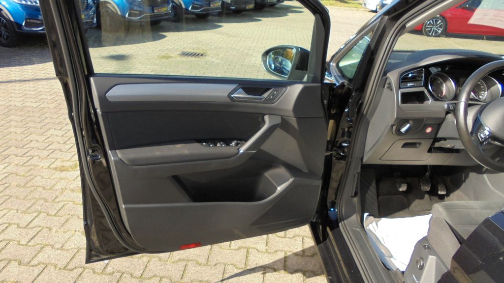 Volkswagen Touran 2019