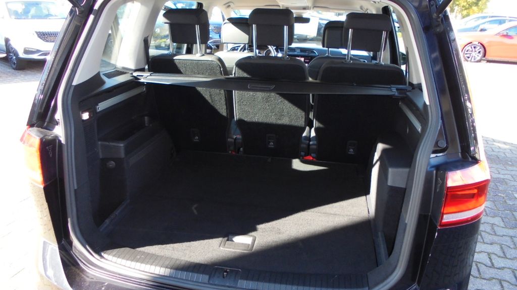 Volkswagen Touran 2019