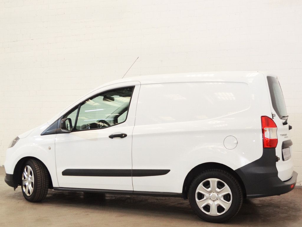 Ford Transit Courier 2020