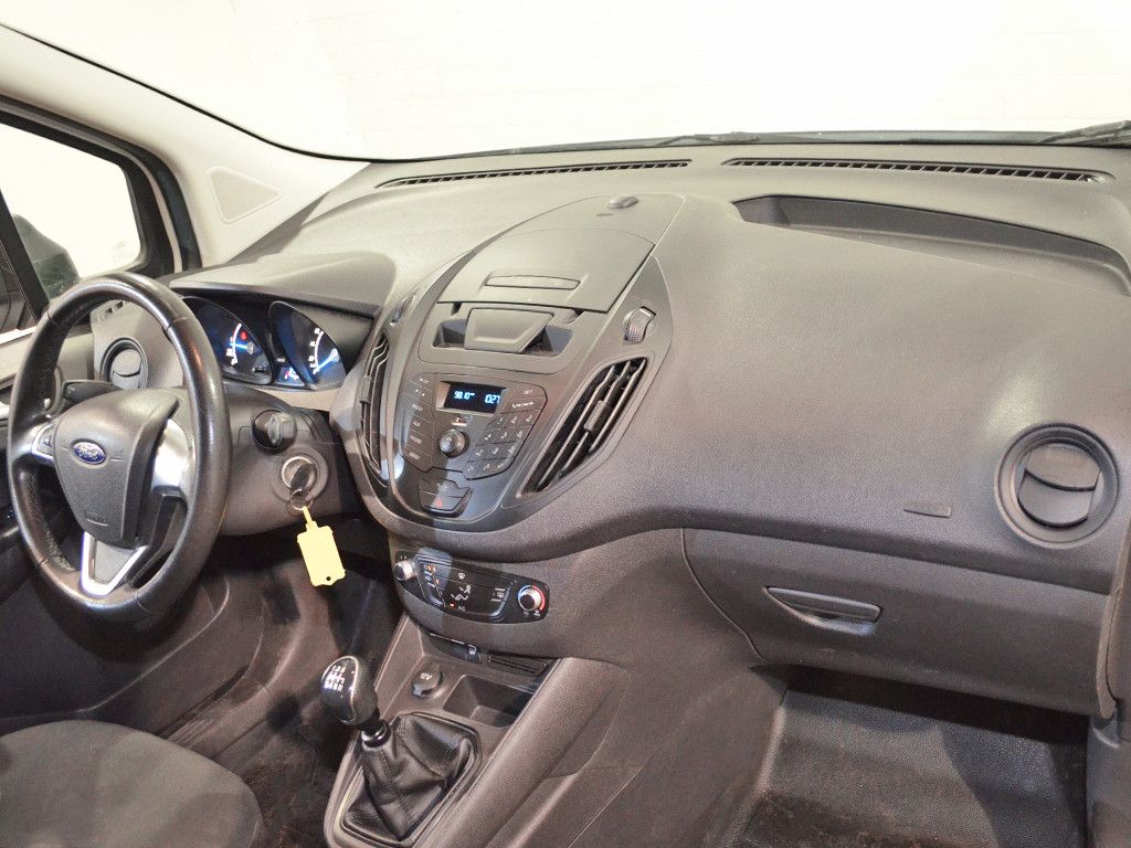 Ford Tourneo Courier 2020