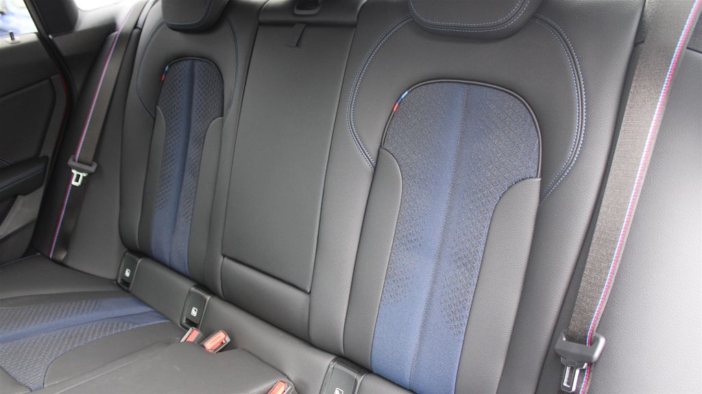 BMW 218 2024