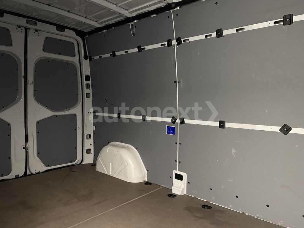 Mercedes-Benz eSprinter 2021