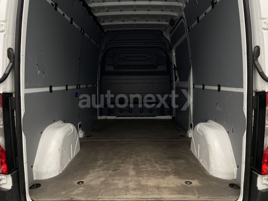 Mercedes-Benz eSprinter 2021