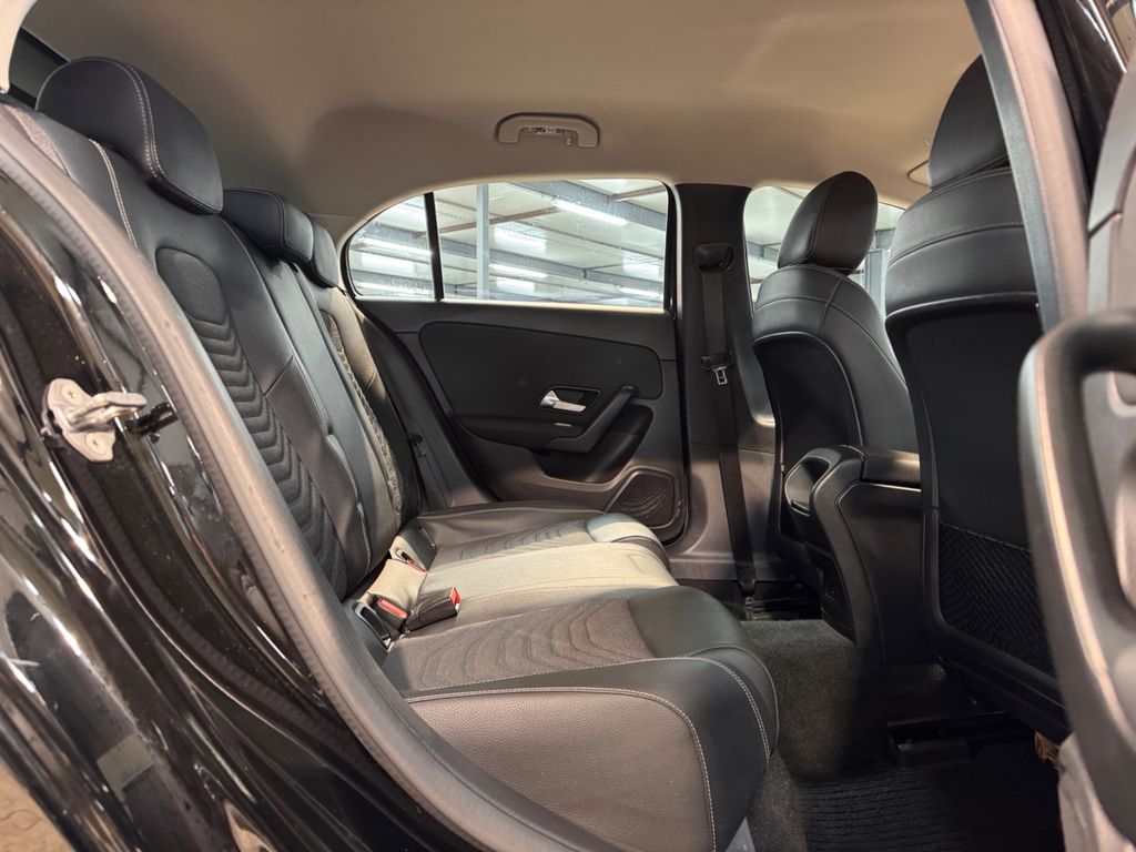 Mercedes-Benz A 180 2021