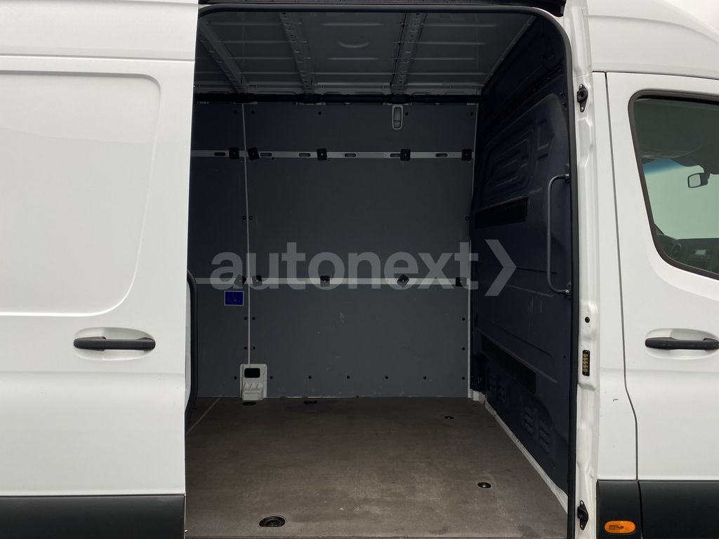 Mercedes-Benz eSprinter 2021
