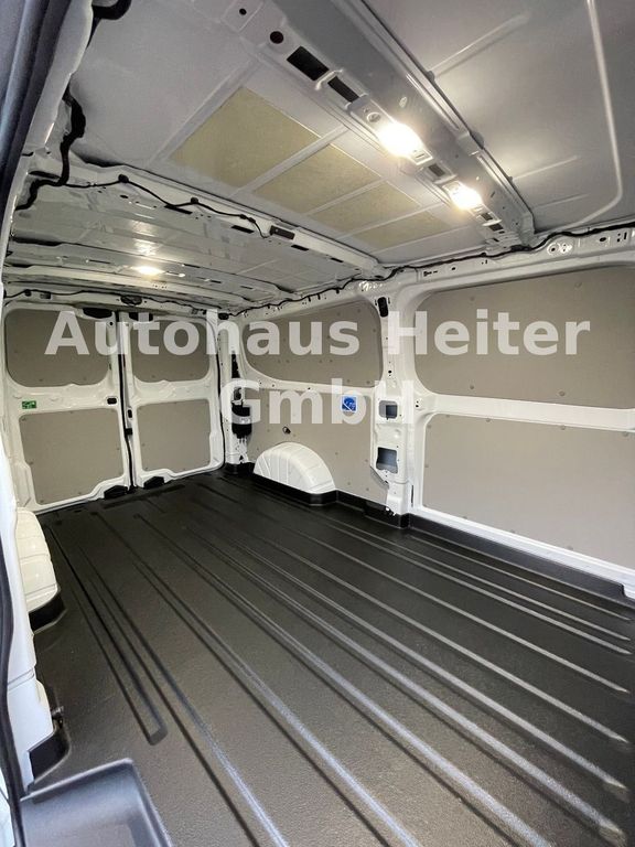 Ford Transit Custom 2025