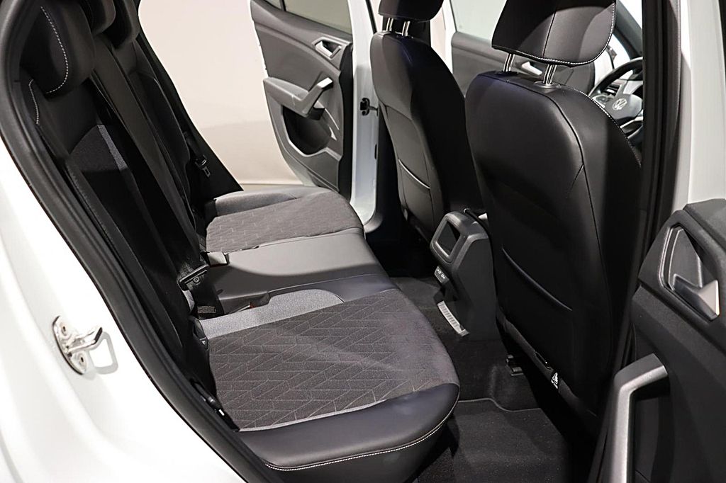 Volkswagen T-Cross 2024