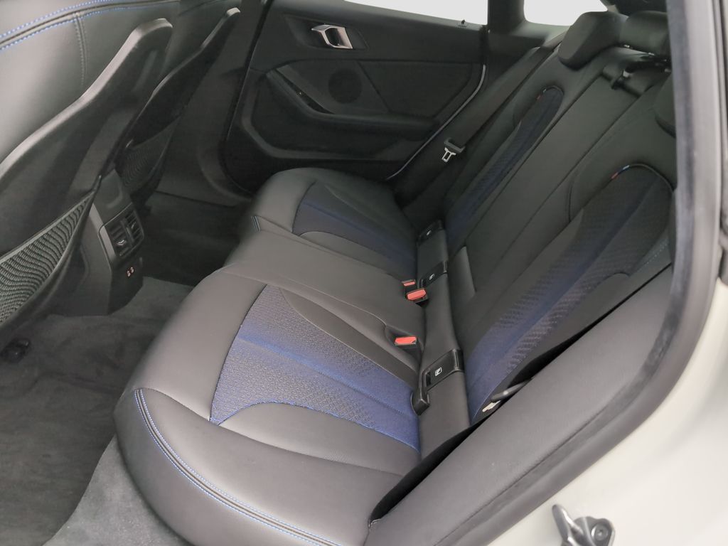 BMW 218 Gran Coupé 2023