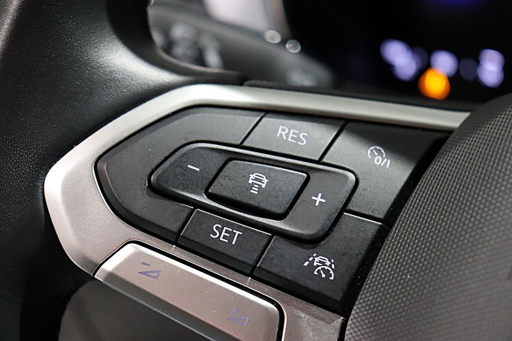 Volkswagen T-Cross 2024