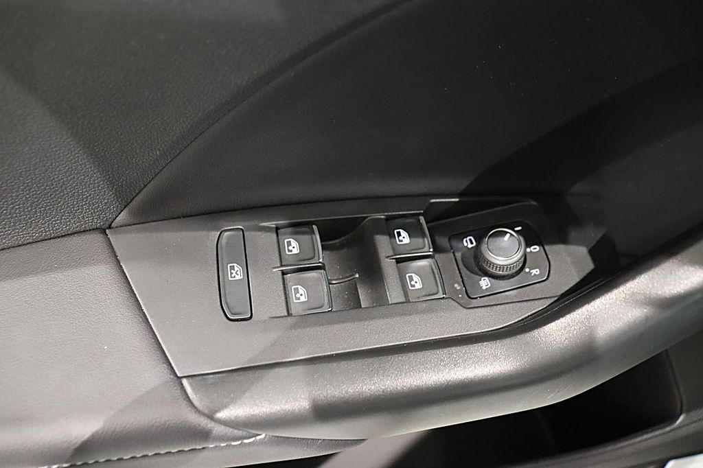 Volkswagen T-Cross 2024