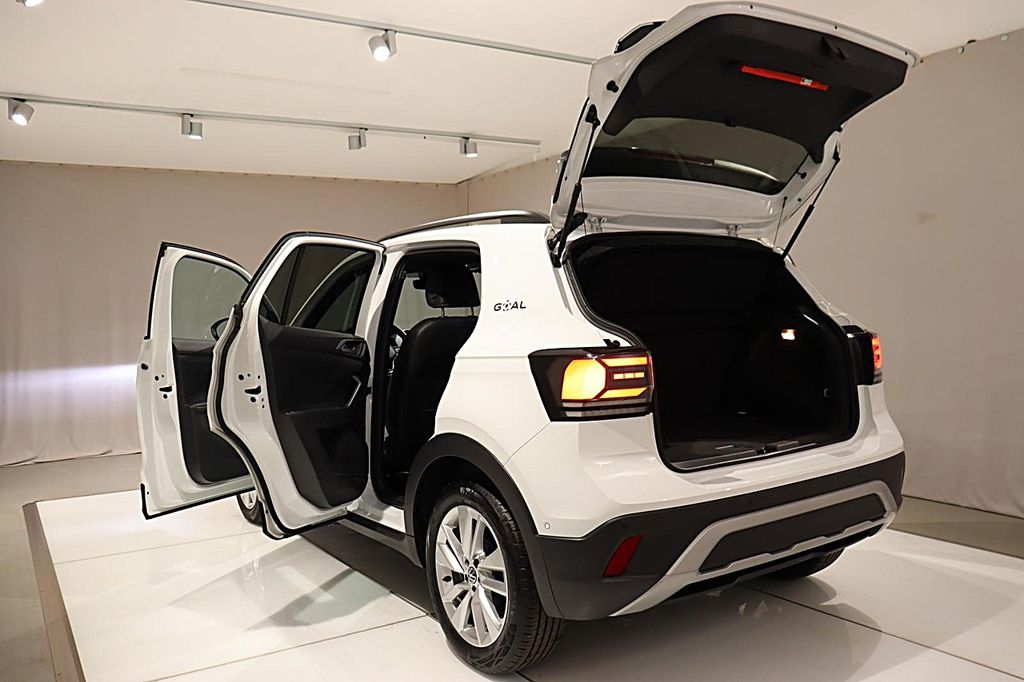 Volkswagen T-Cross 2024