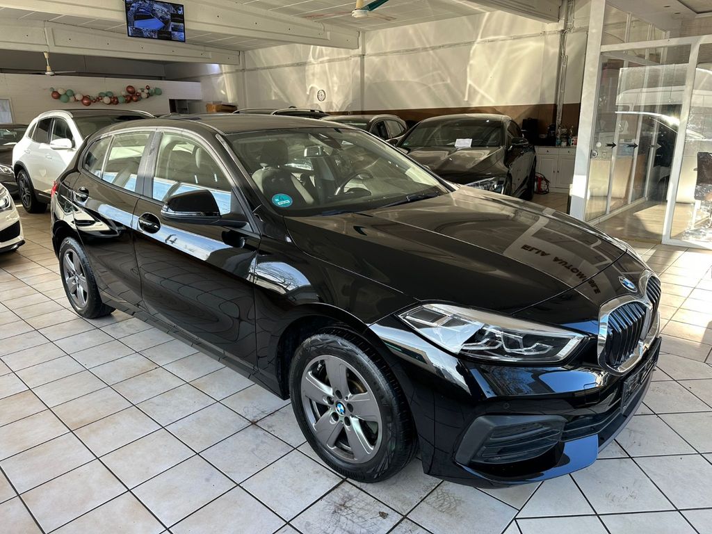 BMW 118 2022