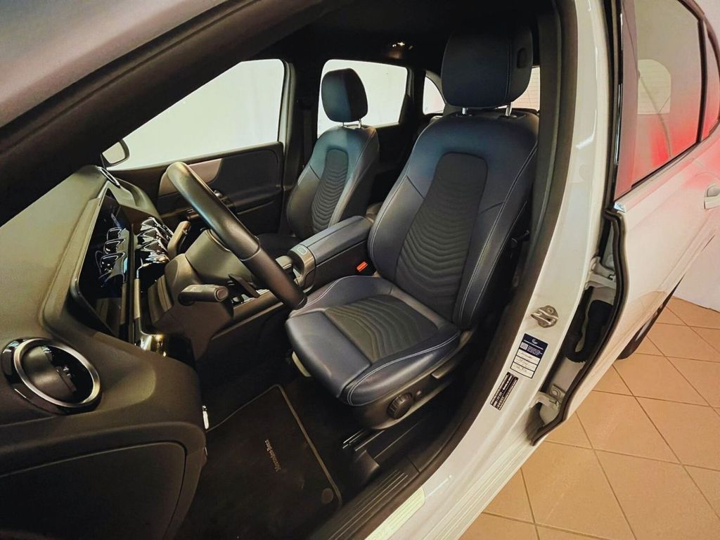 Mercedes-Benz B 200 2019