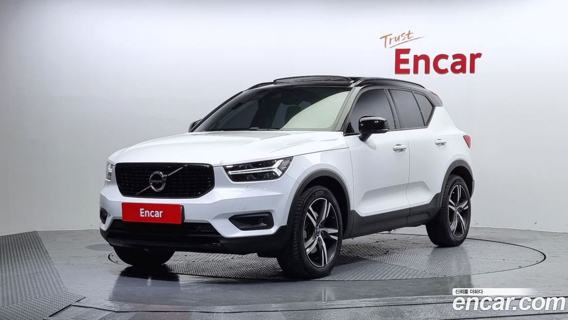 Volvo XC40 2021
