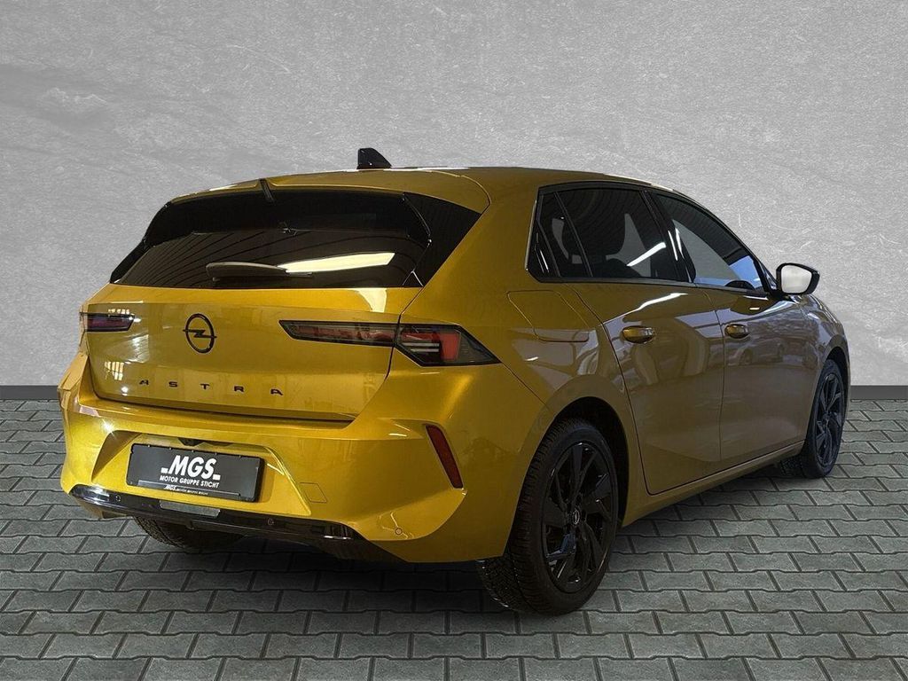 Opel Astra 2024