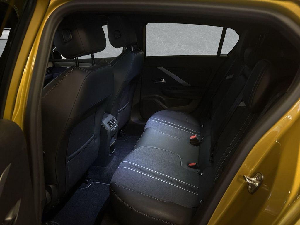Opel Astra 2024