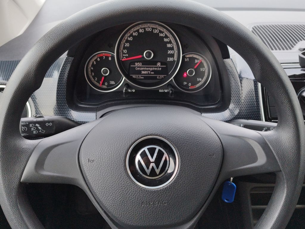 Volkswagen up! 2022