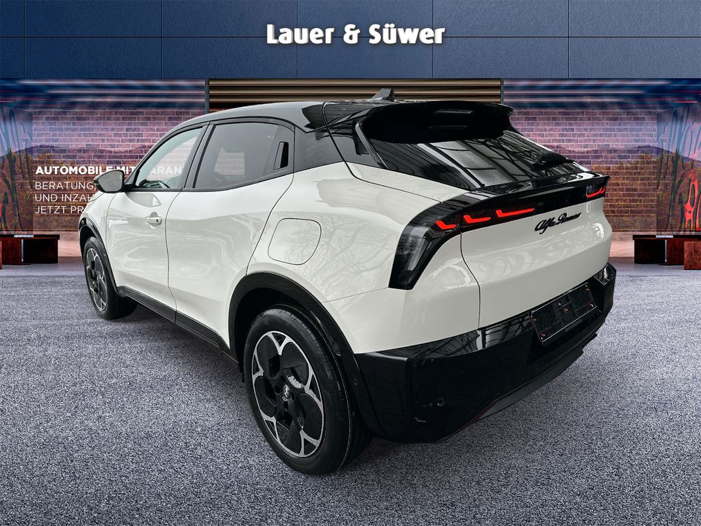 Alfa Romeo Junior 2025