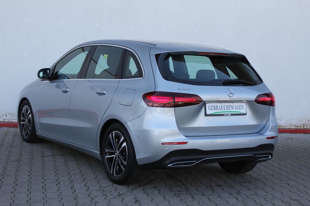 Mercedes-Benz B 180 2024