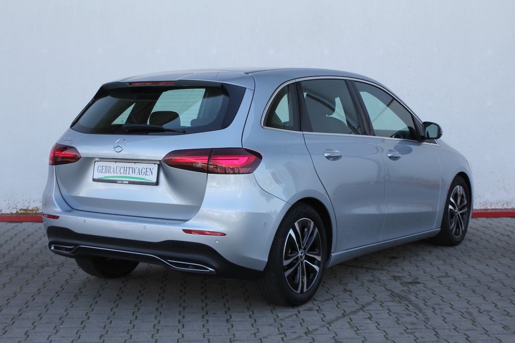 Mercedes-Benz B 180 2024