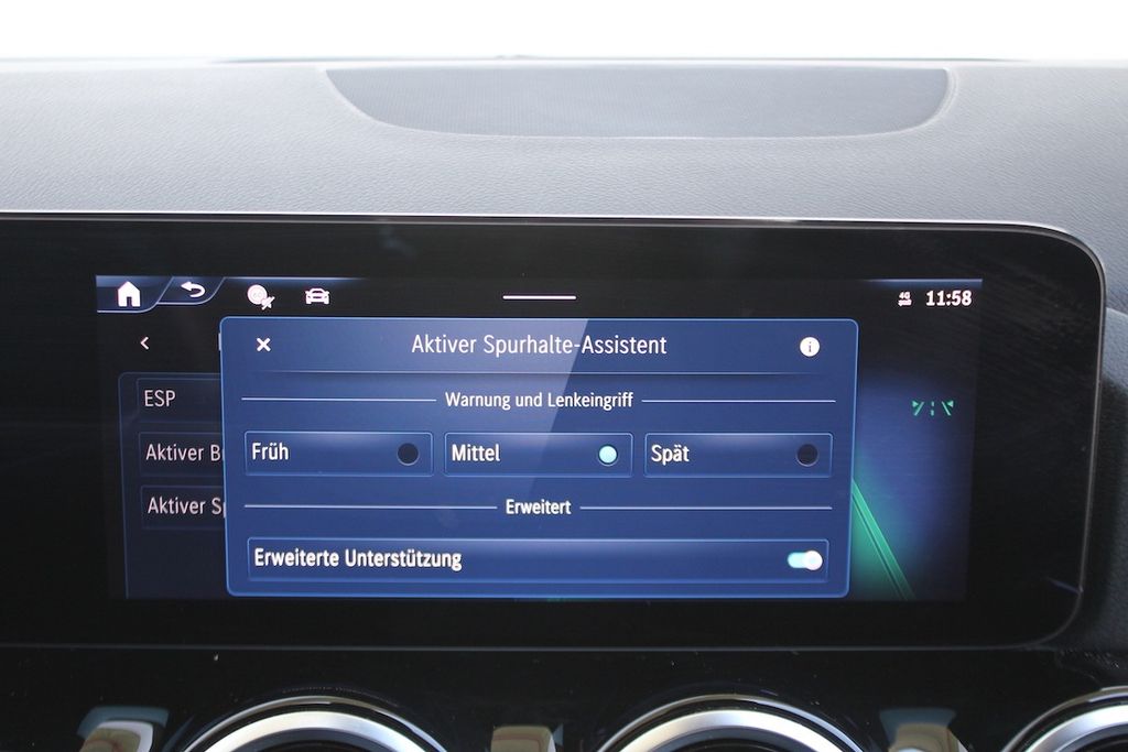 Mercedes-Benz B 180 2024