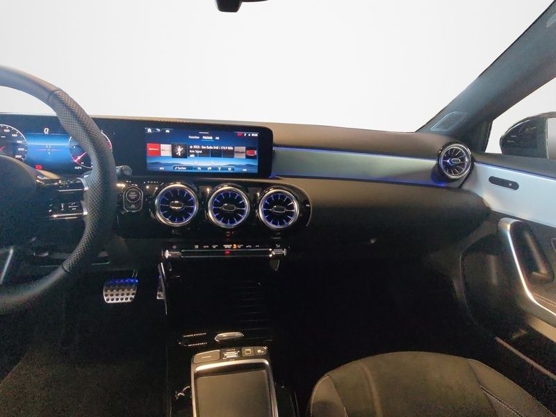 Mercedes-Benz A 200 2026