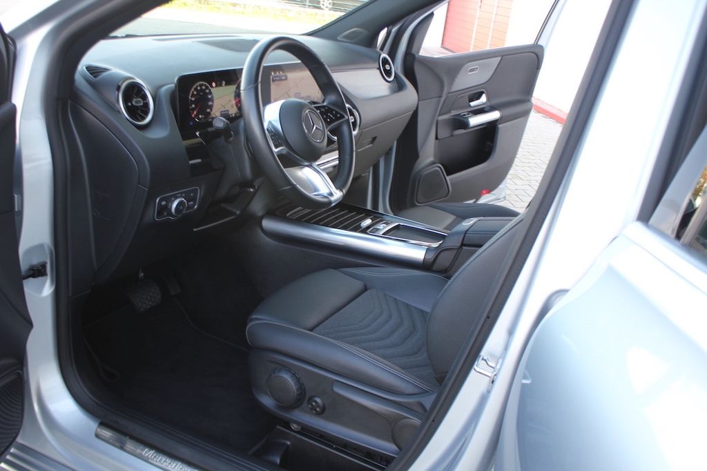 Mercedes-Benz B 180 2024