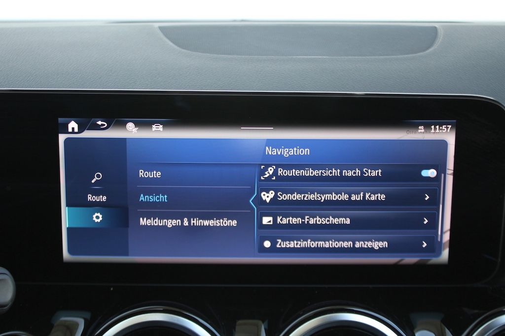 Mercedes-Benz B 180 2024