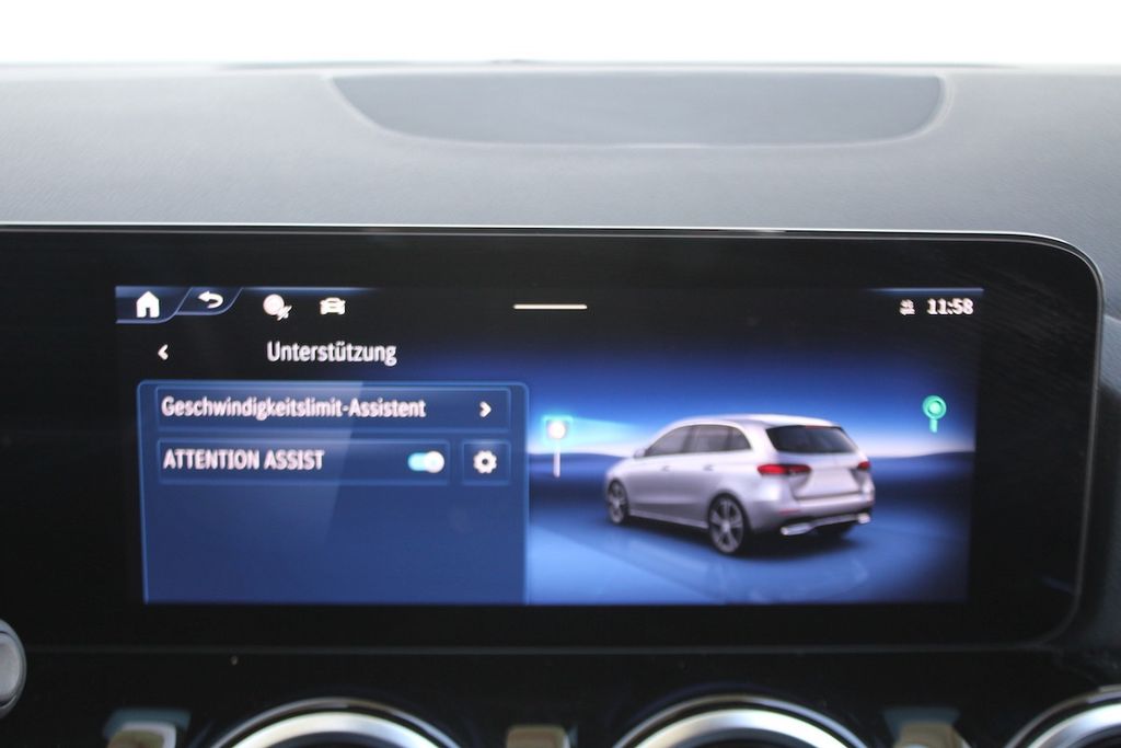 Mercedes-Benz B 180 2024