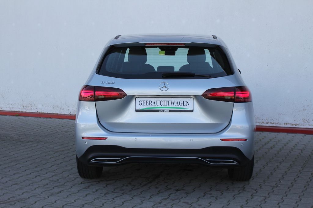 Mercedes-Benz B 180 2024