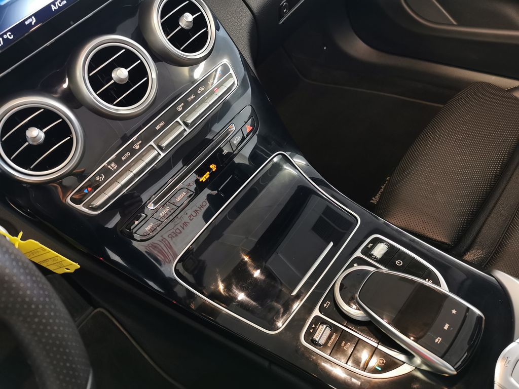Mercedes-Benz C 180 2016