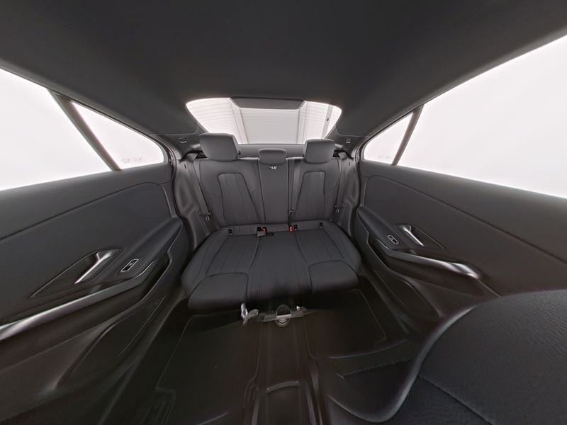 Mercedes-Benz A 200 2024