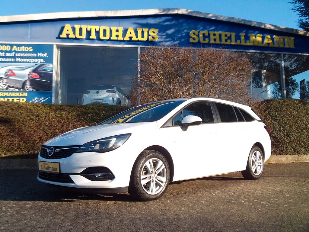 Opel Astra 2021