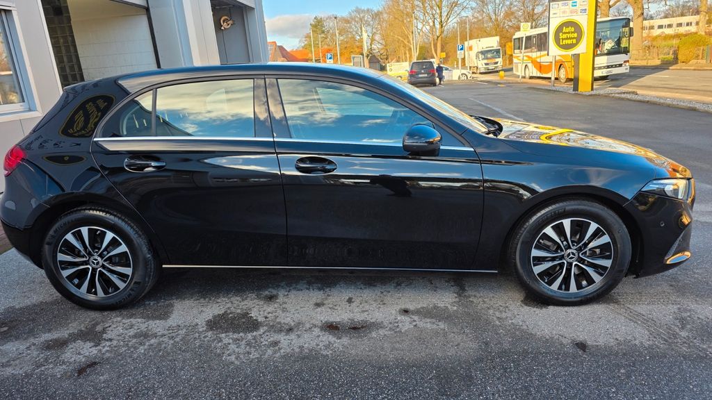 Mercedes-Benz A 180 2022