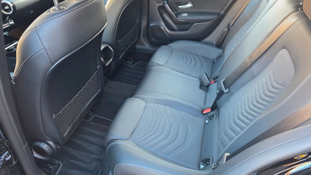 Mercedes-Benz A 180 2022