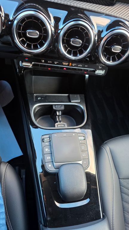 Mercedes-Benz A 180 2022